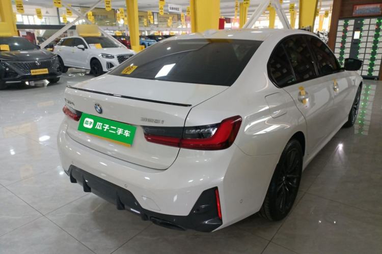 Used BMW 3 Series 2024 325i M Sport Night Edition Package Rear Right 45 Deg