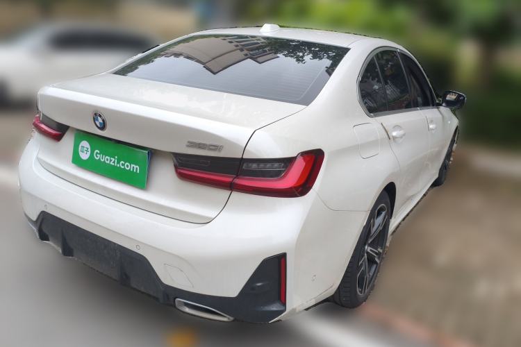 Used BMW 3 Series 2024 325i M Sport Package Rear Right 45 Deg
