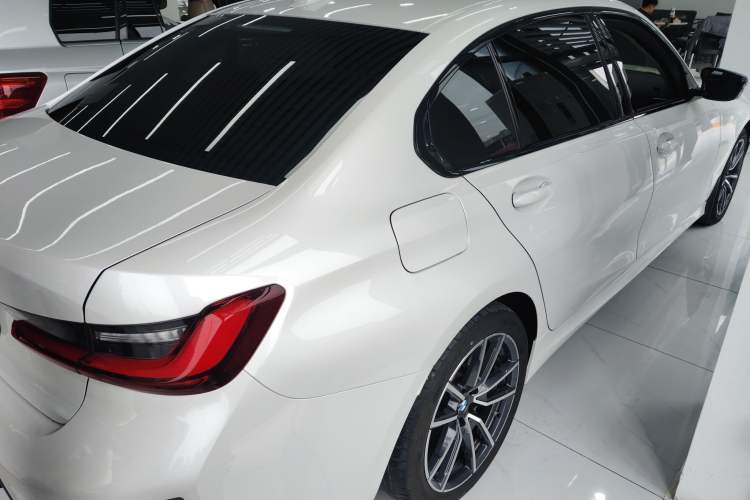 Used BMW 3 Series 2024 325Li M Sport Package Rear Right 45 Deg