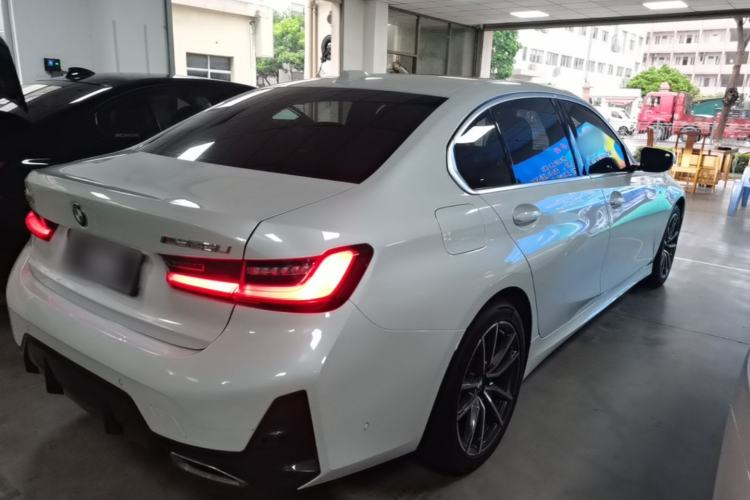 Used BMW 3 Series 2024 325Li M Sport Package Rear Right 45 Deg