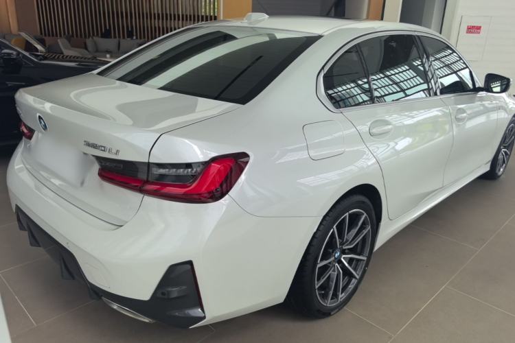 Used BMW 3 Series 2024 320Li M Sport Package Rear Right 45 Deg