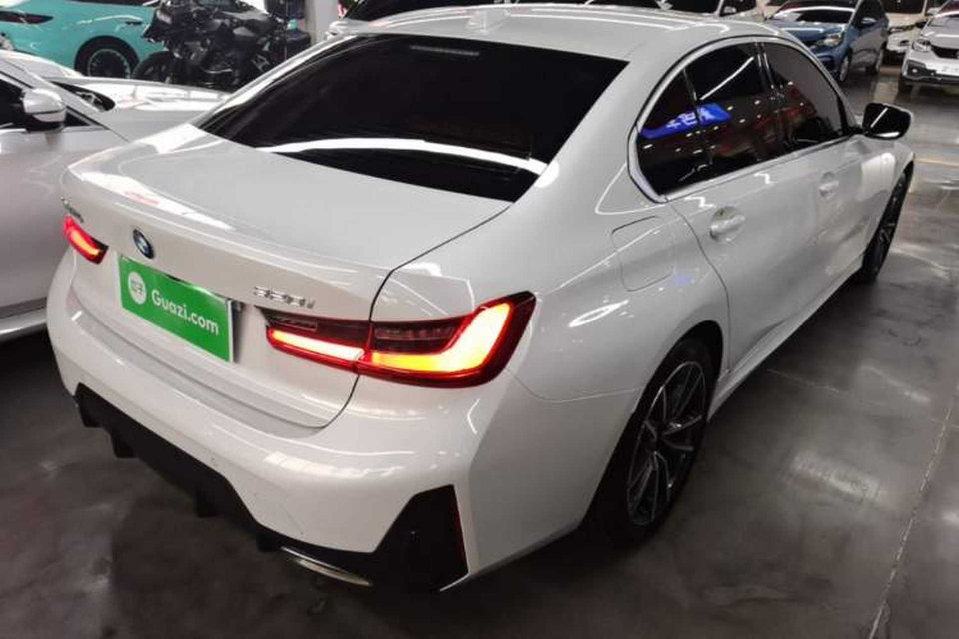 Used BMW 3 Series 2024 320i M Sport Package Rear Right 45 Deg