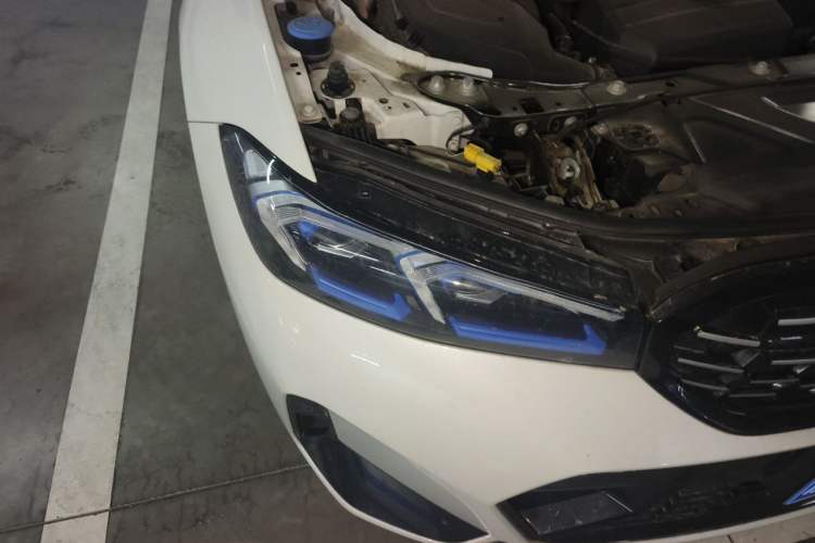 Used BMW 3 Series 2024 330Li M Sport Night Edition Package Right Front Headlight