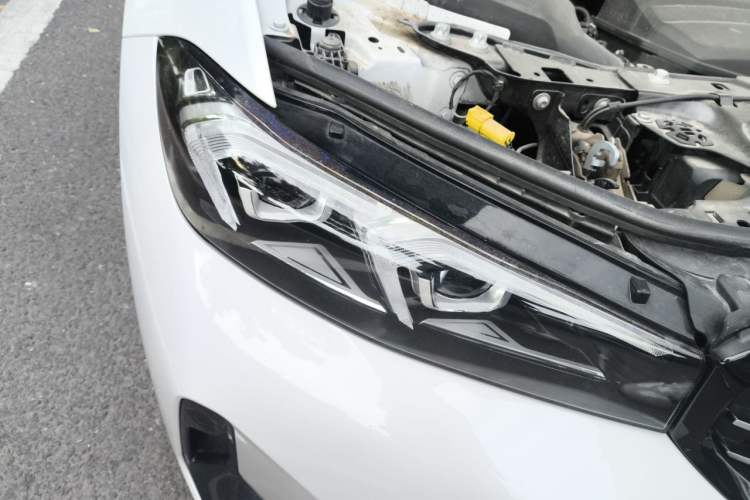 Used BMW 3 Series 2024 325Li M Sport Night Edition Package Right Front Headlight