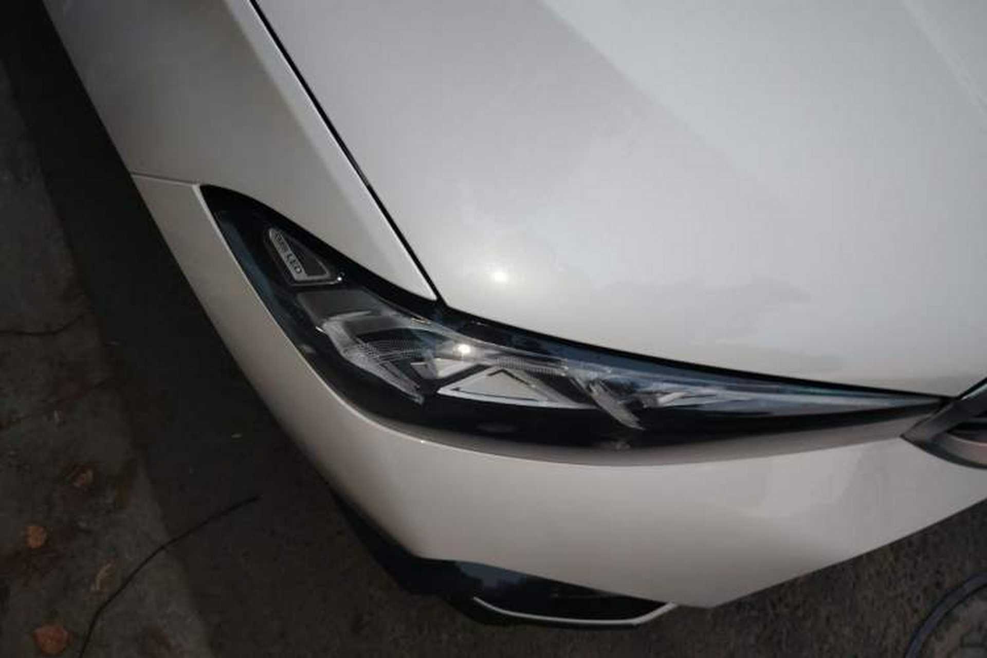 Used BMW 3 Series 2024 325i M Sport Package Right Front Headlight
