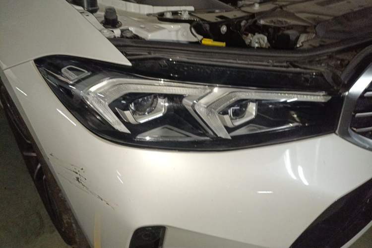 Used BMW 3 Series 2024 325Li M Sport Package Right Front Headlight