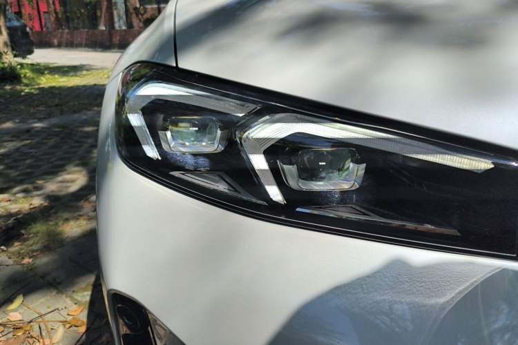 Used BMW 3 Series 2024 325i M Sport Package Right Front Headlight