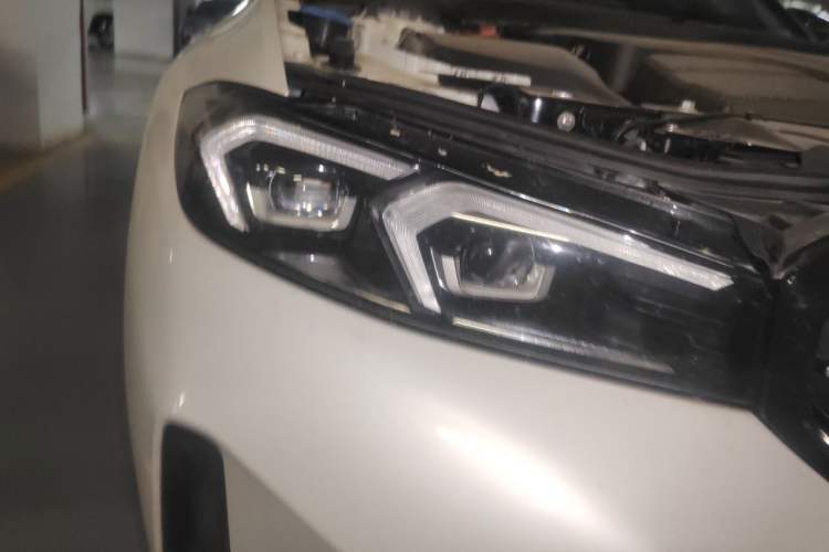 Used BMW 3 Series 2024 325Li M Sport Night Edition Package Right Front Headlight