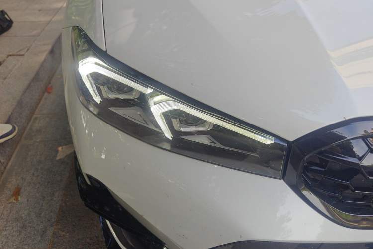 Used BMW 3 Series 2024 325Li M Sport Package Right Front Headlight