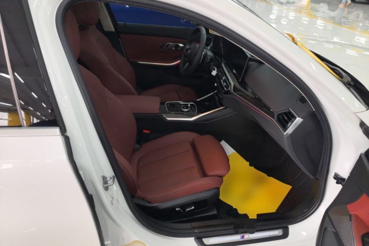 Used BMW 3 Series 2024 325Li M Sport Package Right Front Seat