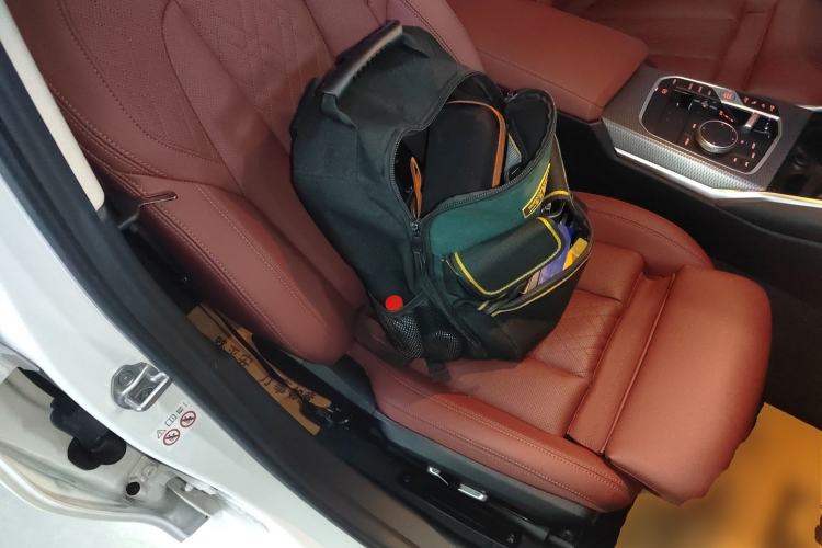 Used BMW 3 Series 2024 325Li M Sport Night Edition Package Right Front Seat