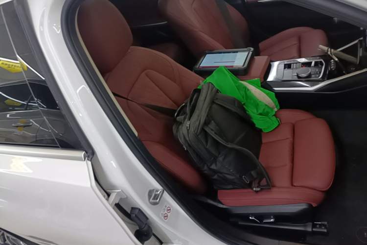 Used BMW 3 Series 2024 325Li M Sport Package Right Front Seat