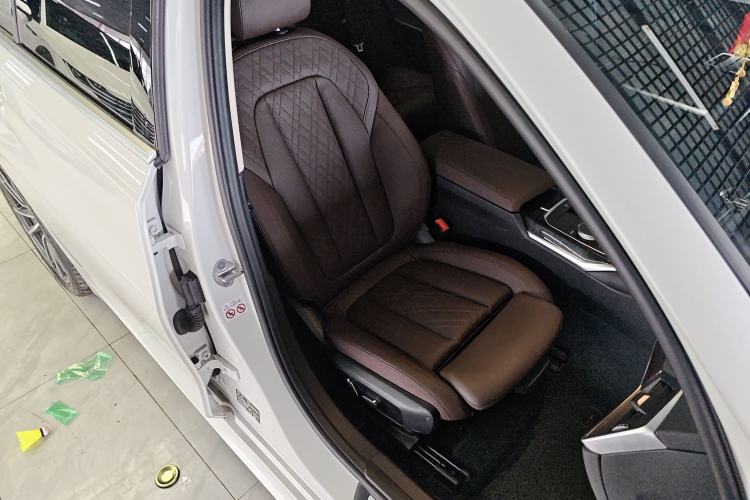 Used BMW 3 Series 2024 325Li M Sport Package Right Front Seat