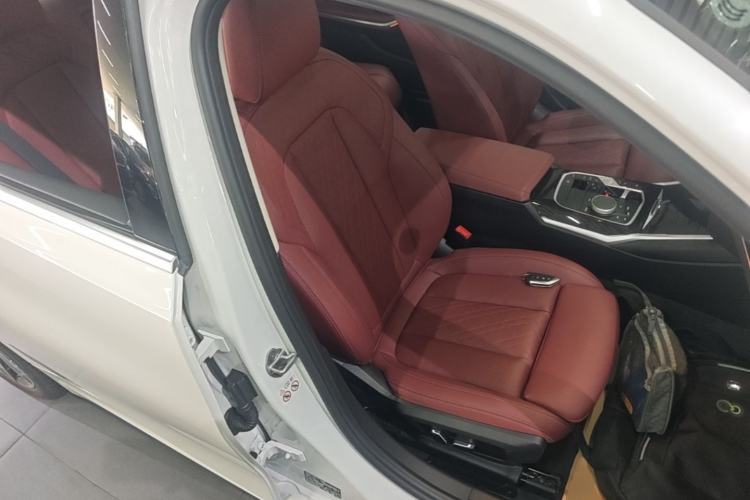 Used BMW 3 Series 2024 325Li M Sport Package Right Front Seat