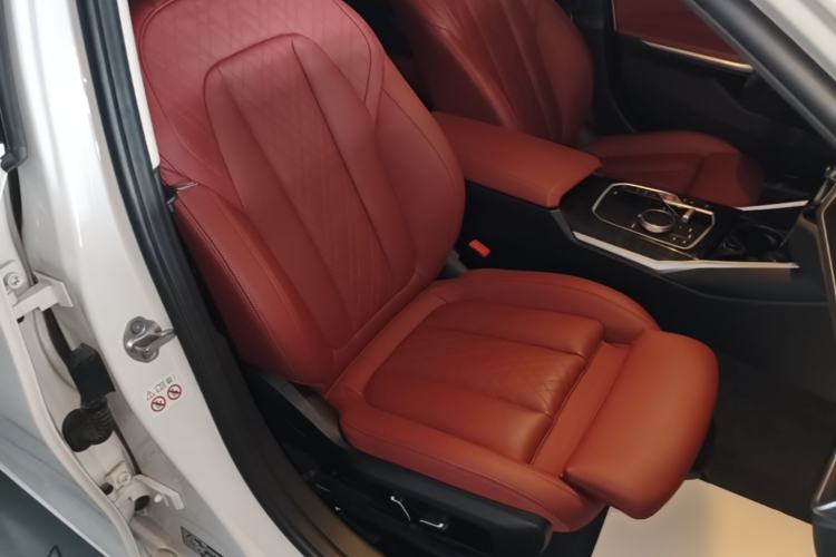Used BMW 3 Series 2024 325Li M Sport Package Right Front Seat