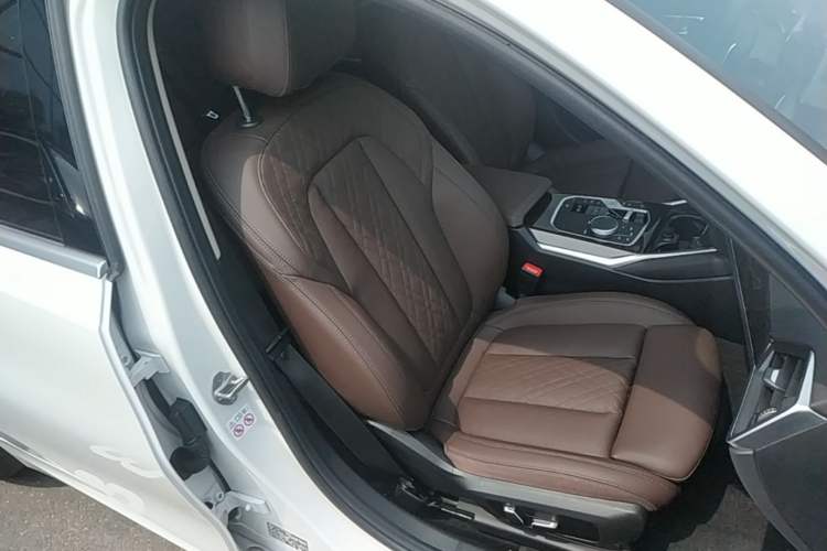 Used BMW 3 Series 2024 325Li M Sport Package Right Front Seat