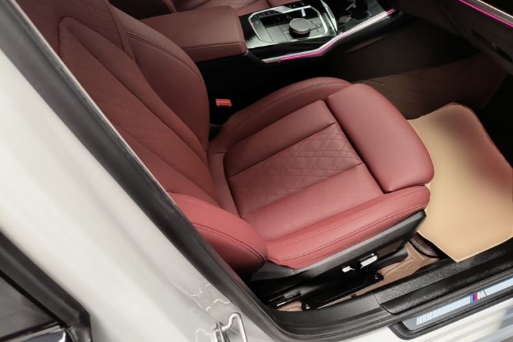 Used BMW 3 Series 2024 320Li M Sport Package Right Front Seat