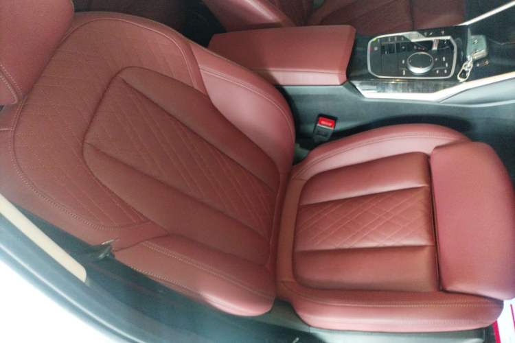 Used BMW 3 Series 2024 325Li M Sport Package Right Front Seat