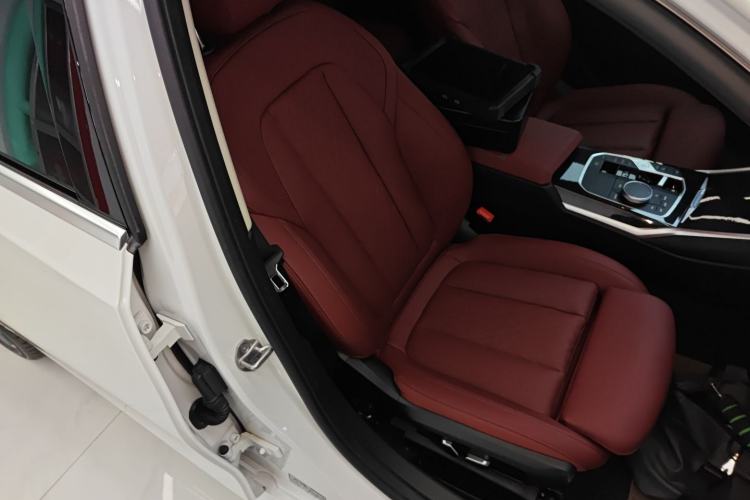 Used BMW 3 Series 2024 325Li M Sport Package Right Front Seat