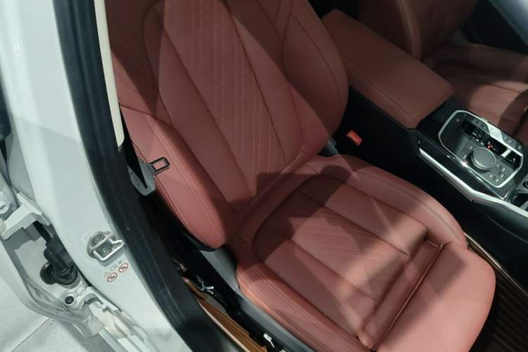 Used BMW 3 Series 2024 325Li M Sport Package Right Front Seat