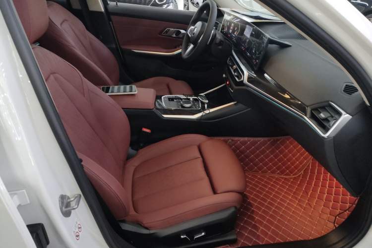 Used BMW 3 Series 2024 325Li M Sport Package Right Front Seat