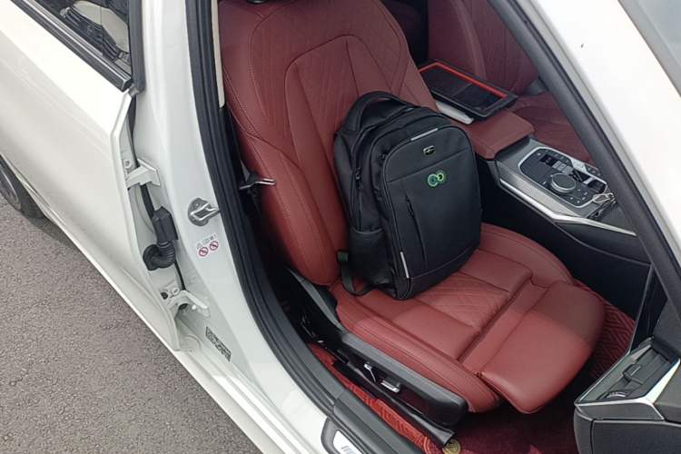 Used BMW 3 Series 2024 325Li M Sport Night Edition Package Right Front Seat