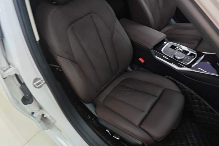 Used BMW 3 Series 2024 325Li M Sport Package Right Front Seat