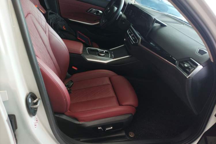 Used BMW 3 Series 2024 325Li M Sport Night Edition Package Right Front Seat
