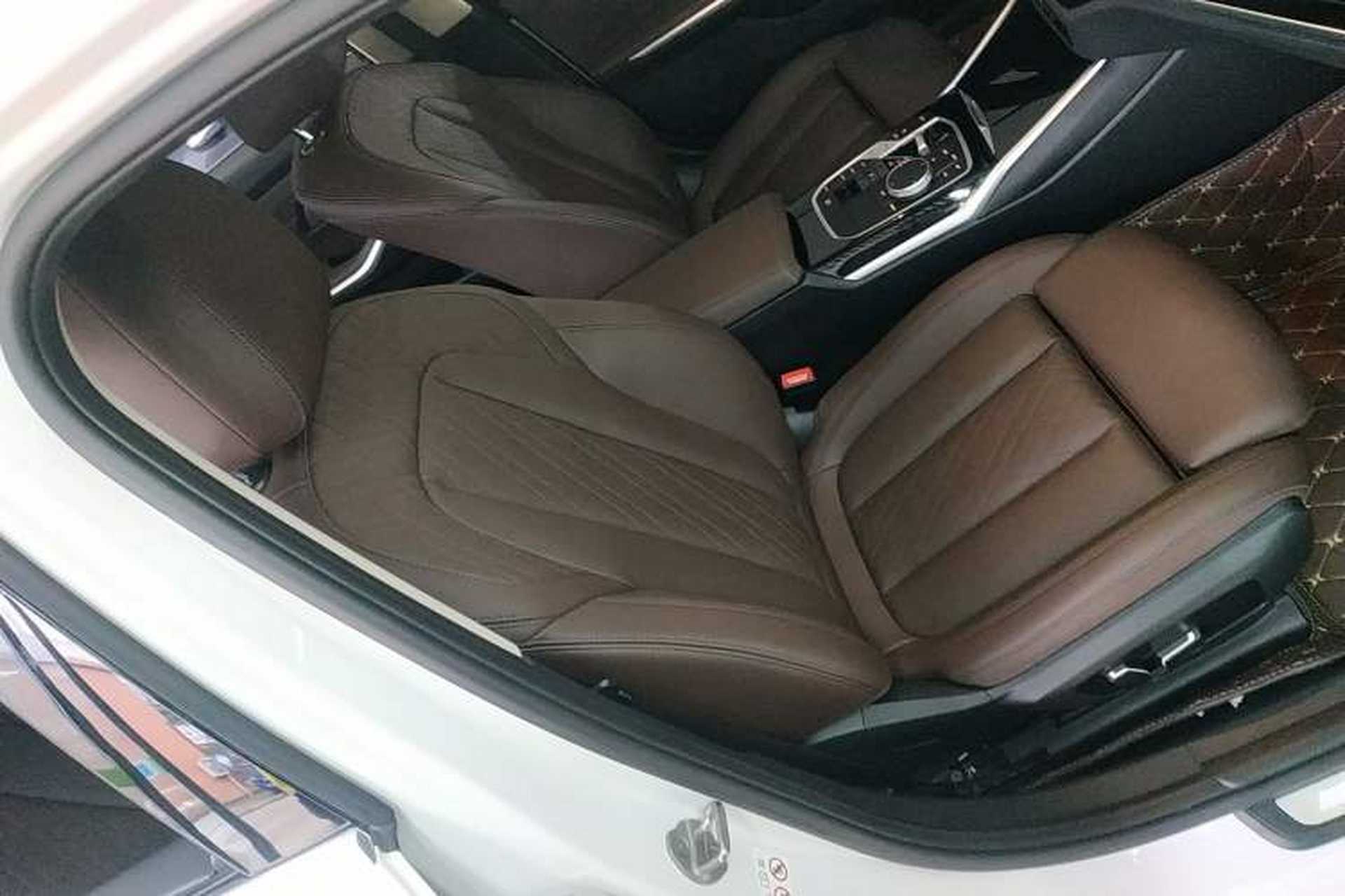 Used BMW 3 Series 2024 320Li M Sport Package Right Front Seat