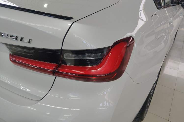 Used BMW 3 Series 2024 325Li M Sport Night Edition Package Right Rear Taillight