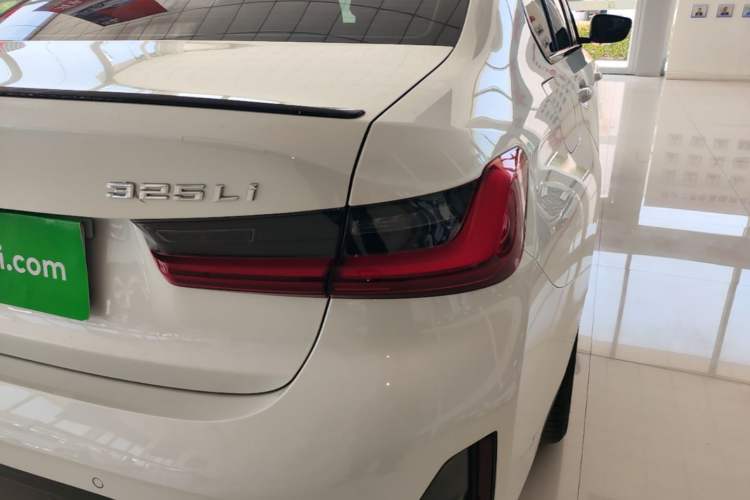 Used BMW 3 Series 2024 325Li M Sport Night Edition Package Right Rear Taillight