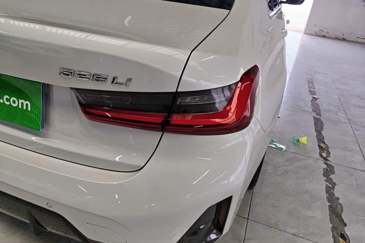 Used BMW 3 Series 2024 325Li M Sport Package Right Rear Taillight