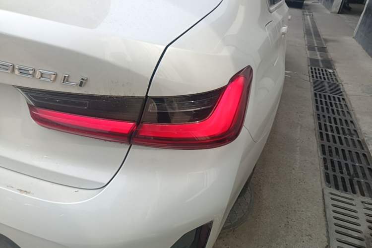 Used BMW 3 Series 2024 320Li M Sport Package Right Rear Taillight