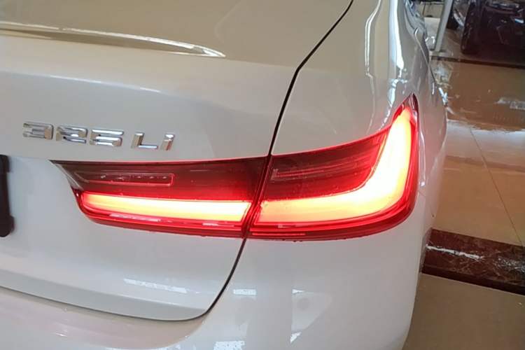 Used BMW 3 Series 2024 325Li M Sport Package Right Rear Taillight