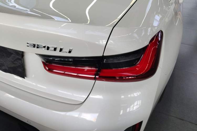 Used BMW 3 Series 2024 320Li M Sport Package Right Rear Taillight