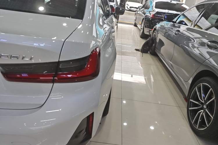 Used BMW 3 Series 2024 325Li M Sport Package Right Rear Taillight