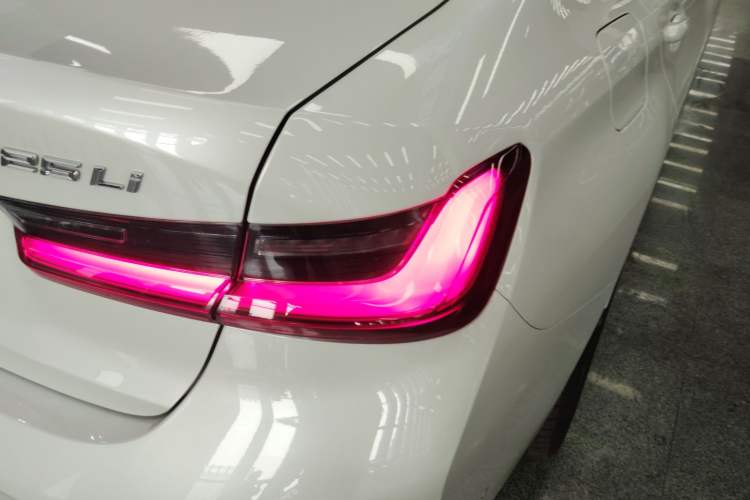 Used BMW 3 Series 2024 325Li M Sport Package Right Rear Taillight