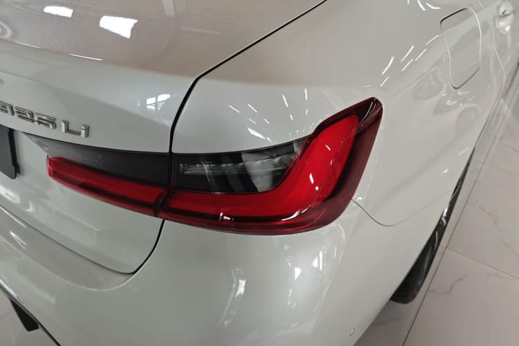 Used BMW 3 Series 2024 325Li M Sport Package Right Rear Taillight