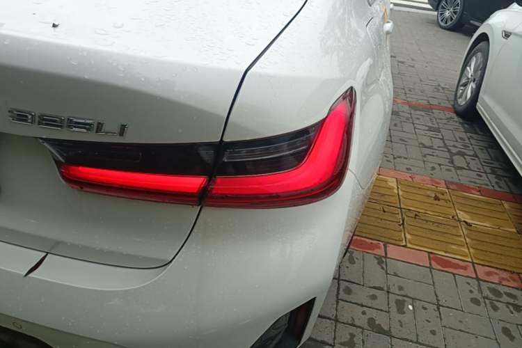 Used BMW 3 Series 2024 325Li M Sport Package Right Rear Taillight