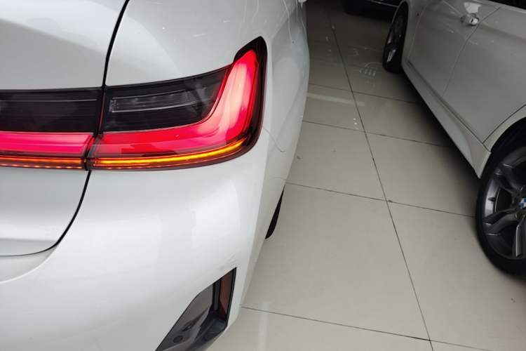 Used BMW 3 Series 2024 325i M Sport Night Edition Package Right Rear Taillight