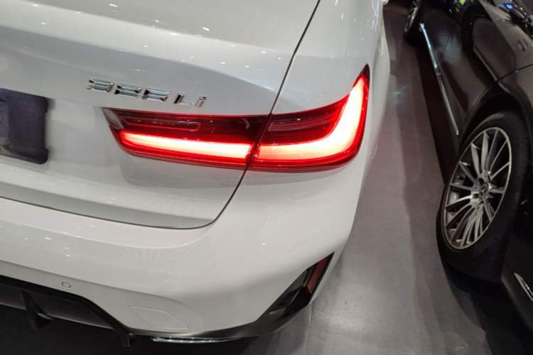 Used BMW 3 Series 2024 325Li M Sport Package Right Rear Taillight