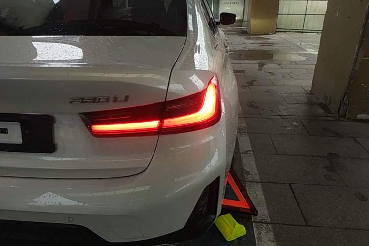 Used BMW 3 Series 2024 320Li M Sport Package Right Rear Taillight