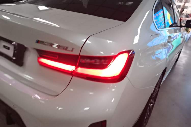 Used BMW 3 Series 2024 325Li M Sport Package Right Rear Taillight