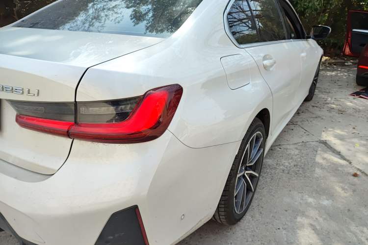 Used BMW 3 Series 2024 325Li M Sport Package Right Rear Taillight