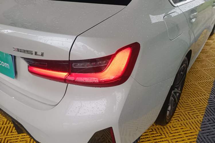 Used BMW 3 Series 2024 325Li M Sport Package Right Rear Taillight