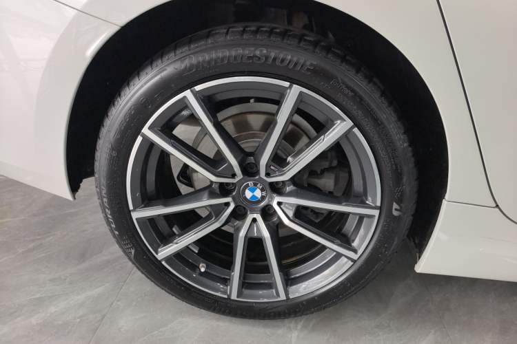 Used BMW 3 Series 2024 325Li M Sport Package Right Rear Wheel Hub