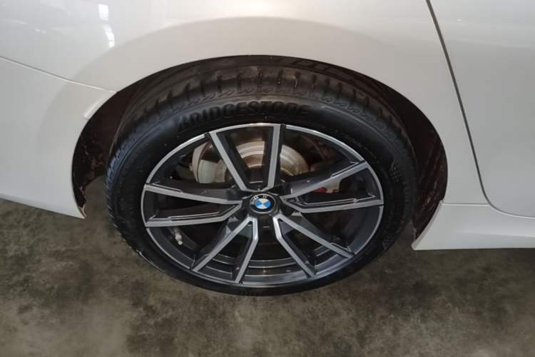 Used BMW 3 Series 2024 325Li M Sport Package Right Rear Wheel Hub