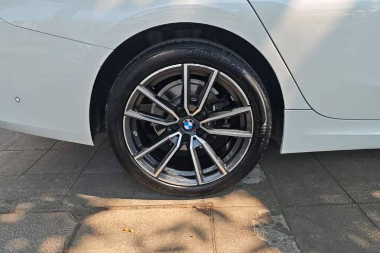 Used BMW 3 Series 2024 325Li M Sport Package Right Rear Wheel Hub