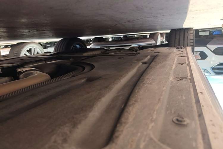 Used BMW 3 Series 2024 325i M Sport Night Edition Package Right Side Sill