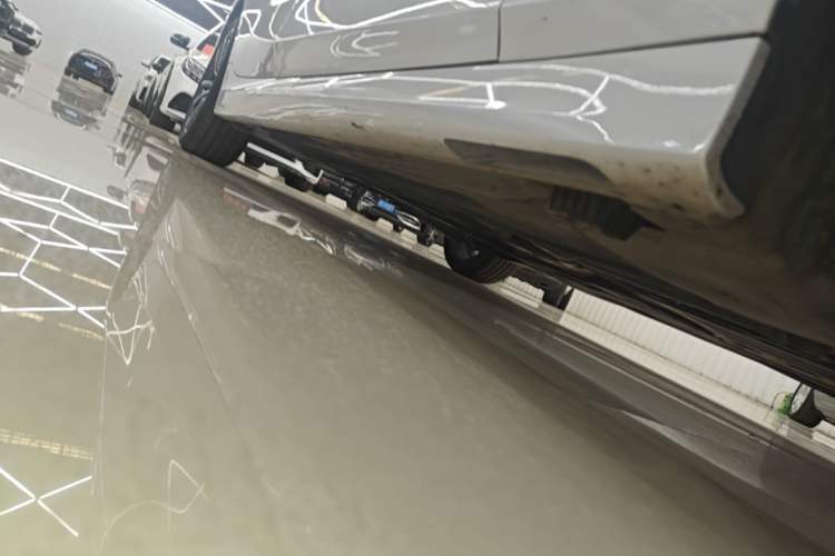 Used BMW 3 Series 2024 325Li M Sport Package Right Side Sill